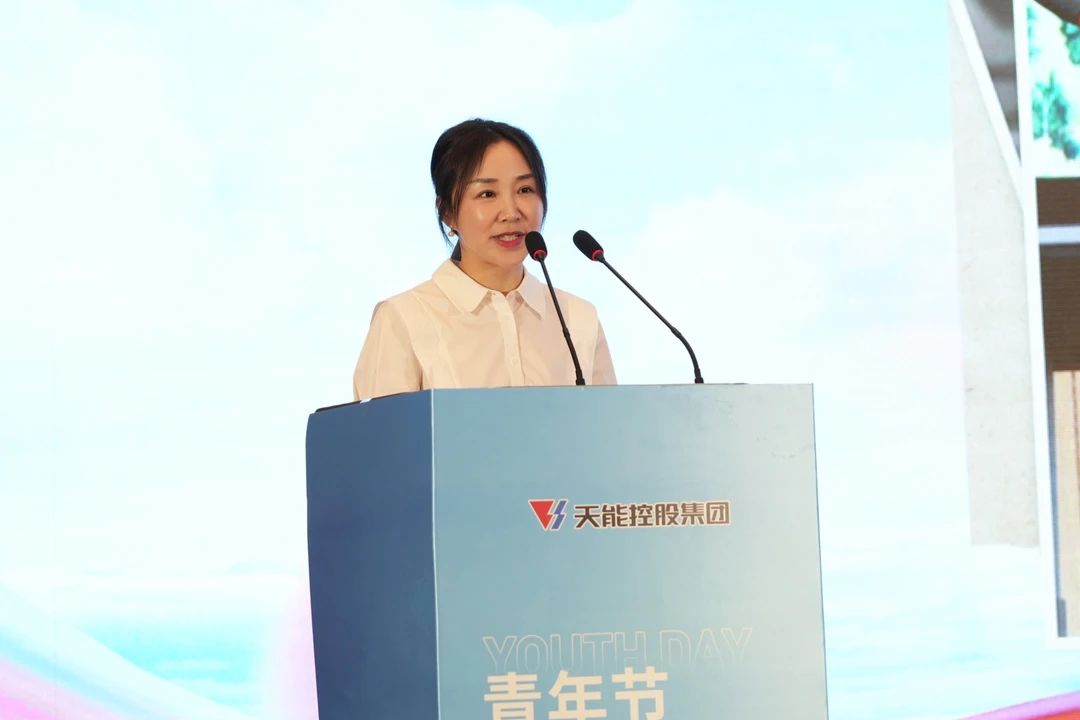 才聚3522vip浦京集团 智创未来|3522vip浦京集团青年这样过五四.jpg